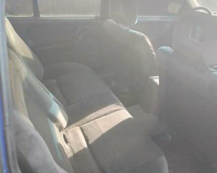 Синий Опель Омега, объемом двигателя 2 л и пробегом 400 тыс. км за 1150 $, фото 2 на Automoto.ua