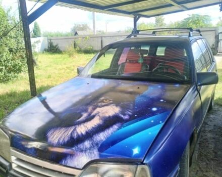 Синий Опель Омега, объемом двигателя 2 л и пробегом 350 тыс. км за 950 $, фото 4 на Automoto.ua