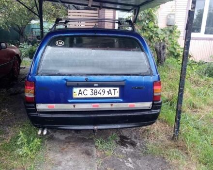 Синий Опель Омега, объемом двигателя 2 л и пробегом 350 тыс. км за 950 $, фото 3 на Automoto.ua