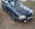 Синій Опель Омега, об'ємом двигуна 2 л та пробігом 3 тис. км за 677 $, фото 1 на Automoto.ua