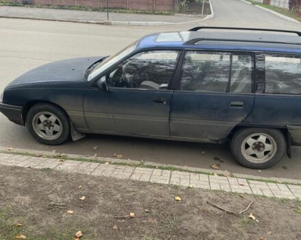 Опель Омега 1989 в Кривом Роге на Automoto.ua Синий Опель Омега, объемом двигателя 2 л и пробегом 360 тыс. км за 788 $, фото 4 на Automoto.ua
