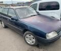 Синий Опель Омега, объемом двигателя 2 л и пробегом 390 тыс. км за 1000 $, фото 1 на Automoto.ua
