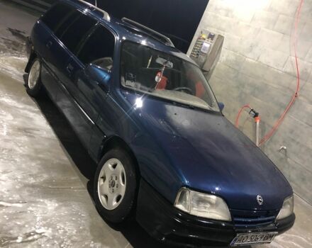 Синий Опель Омега, объемом двигателя 2 л и пробегом 400 тыс. км за 750 $, фото 1 на Automoto.ua