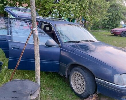 Синій Опель Омега, об'ємом двигуна 0 л та пробігом 300 тис. км за 850 $, фото 6 на Automoto.ua