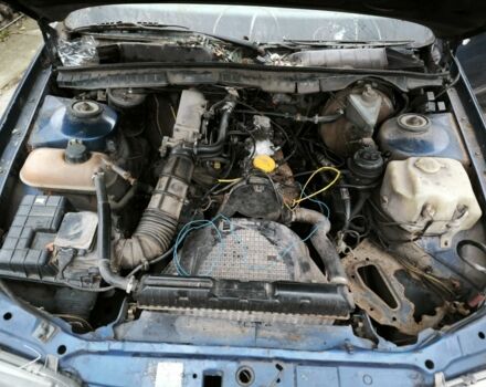 Синий Опель Омега, объемом двигателя 0 л и пробегом 250 тыс. км за 24 $, фото 7 на Automoto.ua