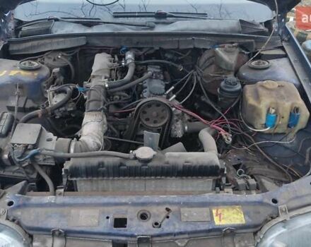 Синій Опель Омега, об'ємом двигуна 2 л та пробігом 248 тис. км за 1000 $, фото 5 на Automoto.ua