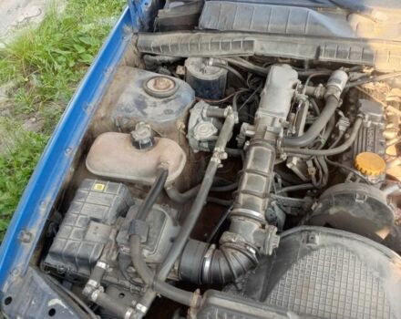 Синий Опель Омега, объемом двигателя 2 л и пробегом 310 тыс. км за 800 $, фото 2 на Automoto.ua