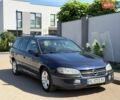 Синий Опель Омега, объемом двигателя 2 л и пробегом 317 тыс. км за 2200 $, фото 1 на Automoto.ua
