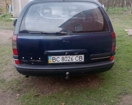 Синий Опель Омега, объемом двигателя 2 л и пробегом 430 тыс. км за 1500 $, фото 2 на Automoto.ua