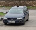 Синий Опель Омега, объемом двигателя 2 л и пробегом 383 тыс. км за 1800 $, фото 1 на Automoto.ua