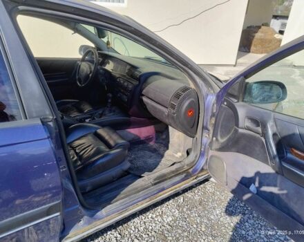 Синій Опель Омега, об'ємом двигуна 2.5 л та пробігом 200 тис. км за 1999 $, фото 9 на Automoto.ua