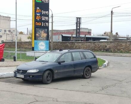 Синий Опель Омега, объемом двигателя 2 л и пробегом 383 тыс. км за 1800 $, фото 1 на Automoto.ua