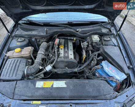 Синий Опель Омега, объемом двигателя 2 л и пробегом 335 тыс. км за 1599 $, фото 36 на Automoto.ua