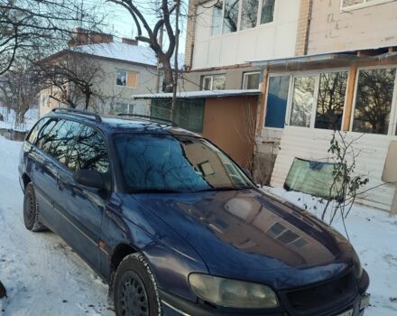 Синій Опель Омега, об'ємом двигуна 2.5 л та пробігом 400 тис. км за 1800 $, фото 1 на Automoto.ua
