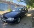 Синий Опель Омега, объемом двигателя 2.3 л и пробегом 260 тыс. км за 1200 $, фото 1 на Automoto.ua