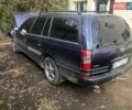 Синий Опель Омега, объемом двигателя 2.5 л и пробегом 222 тыс. км за 600 $, фото 2 на Automoto.ua