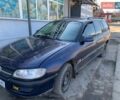 Синій Опель Омега, об'ємом двигуна 2 л та пробігом 432 тис. км за 2000 $, фото 1 на Automoto.ua