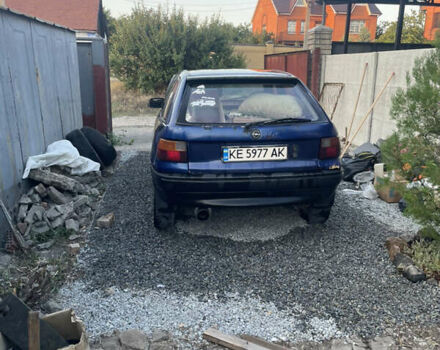 Синий Опель Омега, объемом двигателя 1.4 л и пробегом 360 тыс. км за 300 $, фото 2 на Automoto.ua