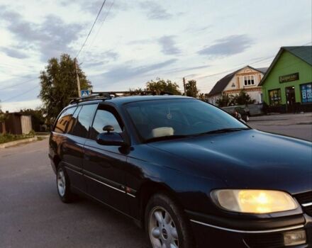 Синий Опель Омега, объемом двигателя 2 л и пробегом 268 тыс. км за 2500 $, фото 1 на Automoto.ua