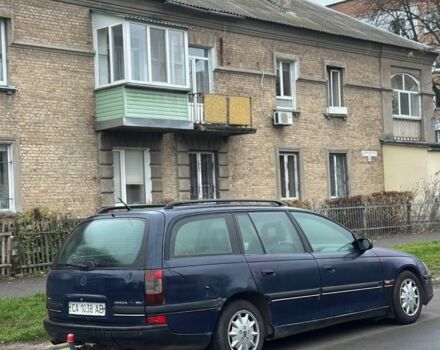 Синій Опель Омега, об'ємом двигуна 0 л та пробігом 320 тис. км за 1350 $, фото 3 на Automoto.ua