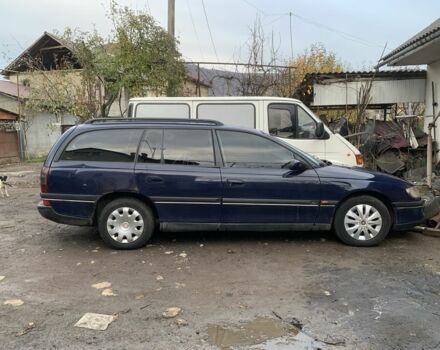 Синий Опель Омега, объемом двигателя 2.5 л и пробегом 205 тыс. км за 1650 $, фото 1 на Automoto.ua