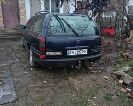 Синий Опель Омега, объемом двигателя 2 л и пробегом 3 тыс. км за 1500 $, фото 3 на Automoto.ua