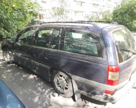 Синий Опель Омега, объемом двигателя 2.5 л и пробегом 378 тыс. км за 1786 $, фото 1 на Automoto.ua