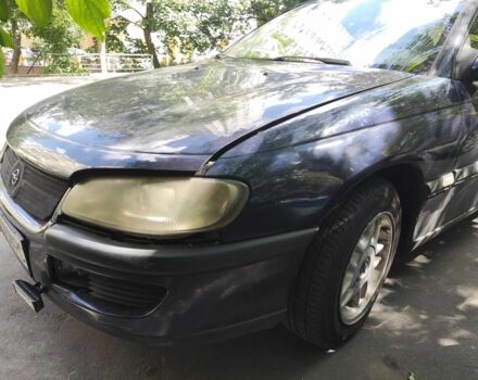 Синий Опель Омега, объемом двигателя 2.5 л и пробегом 378 тыс. км за 1786 $, фото 2 на Automoto.ua