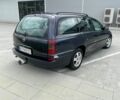 Синий Опель Омега, объемом двигателя 2.5 л и пробегом 150 тыс. км за 2999 $, фото 2 на Automoto.ua