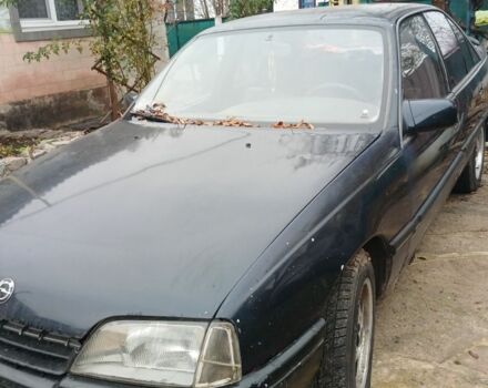 Синий Опель Омега, объемом двигателя 1.8 л и пробегом 400 тыс. км за 473 $, фото 1 на Automoto.ua