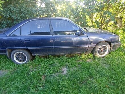 Синій Опель Омега, об'ємом двигуна 2 л та пробігом 300 тис. км за 300 $, фото 1 на Automoto.ua