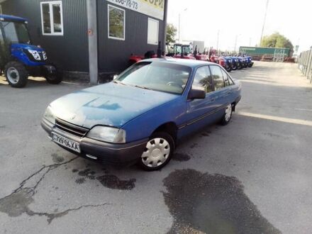 Опель Омега 1988 у Івано-Франківську на Automoto.ua Синій Опель Омега, об'ємом двигуна 0 л та пробігом 266 тис. км за 1300 $, фото 1 на Automoto.ua