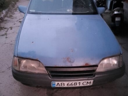 Синій Опель Омега, об'ємом двигуна 2 л та пробігом 30 тис. км за 665 $, фото 1 на Automoto.ua