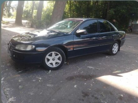 Опель Омега 1988 у Кам'янське (Дніпродзержинськ) на Automoto.ua Синій Опель Омега, об'ємом двигуна 2 л та пробігом 200 тис. км за 500 $, фото 1 на Automoto.ua