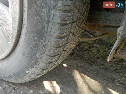 Синій Опель Омега, об'ємом двигуна 1.8 л та пробігом 335 тис. км за 1250 $, фото 1 на Automoto.ua