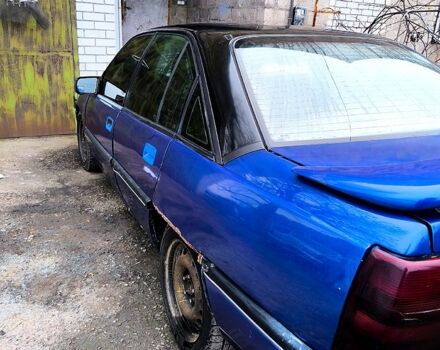 Синий Опель Омега, объемом двигателя 2 л и пробегом 0 тыс. км за 1040 $, фото 1 на Automoto.ua
