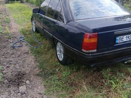 Опель Омега 1989 в Жмеренке на Automoto.ua Синий Опель Омега, объемом двигателя 2 л и пробегом 345 тыс. км за 600 $, фото 1 на Automoto.ua