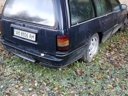 Синий Опель Омега, объемом двигателя 0 л и пробегом 200 тыс. км за 499 $, фото 1 на Automoto.ua