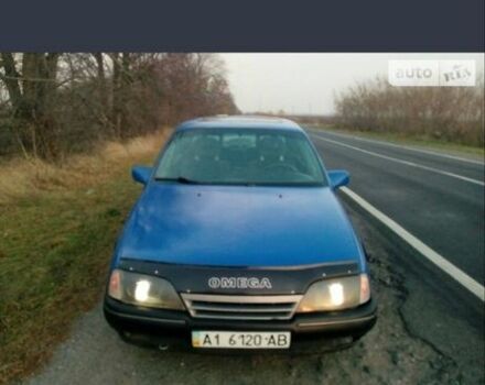 Синій Опель Омега, об'ємом двигуна 2 л та пробігом 420 тис. км за 950 $, фото 1 на Automoto.ua