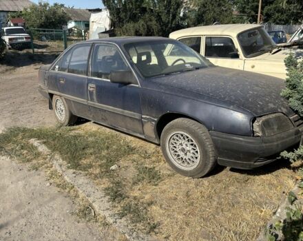 Синий Опель Омега, объемом двигателя 2 л и пробегом 200 тыс. км за 315 $, фото 1 на Automoto.ua