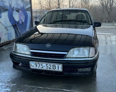 Синій Опель Омега, об'ємом двигуна 0 л та пробігом 350 тис. км за 800 $, фото 1 на Automoto.ua