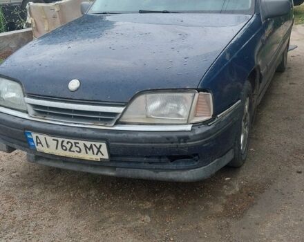 Синий Опель Омега, объемом двигателя 2 л и пробегом 300 тыс. км за 400 $, фото 1 на Automoto.ua