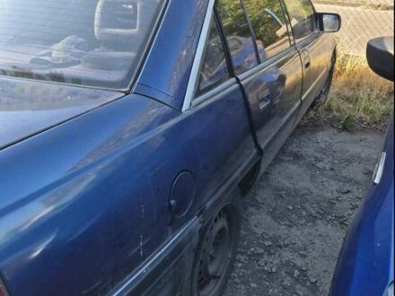 Синій Опель Омега, об'ємом двигуна 1.98 л та пробігом 300 тис. км за 1500 $, фото 1 на Automoto.ua