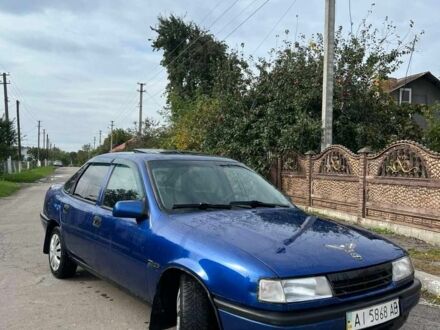 Опель Омега 1992 в Дубно на Automoto.ua Синий Опель Омега, объемом двигателя 0 л и пробегом 36 тыс. км за 1050 $, фото 1 на Automoto.ua