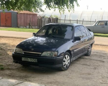 Синий Опель Омега, объемом двигателя 2 л и пробегом 100 тыс. км за 800 $, фото 1 на Automoto.ua