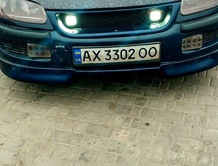 Синий Опель Омега, объемом двигателя 2 л и пробегом 300 тыс. км за 3000 $, фото 1 на Automoto.ua