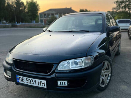 Синий Опель Омега, объемом двигателя 2 л и пробегом 440 тыс. км за 2200 $, фото 1 на Automoto.ua