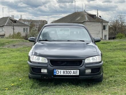 Синій Опель Омега, об'ємом двигуна 2 л та пробігом 3 тис. км за 2200 $, фото 1 на Automoto.ua