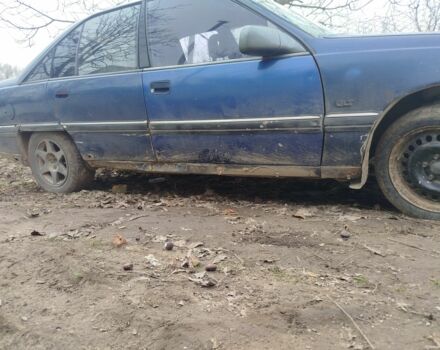 Синій Опель Омега, об'ємом двигуна 2 л та пробігом 1 тис. км за 690 $, фото 1 на Automoto.ua