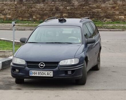 Синій Опель Омега, об'ємом двигуна 2 л та пробігом 383 тис. км за 1800 $, фото 1 на Automoto.ua